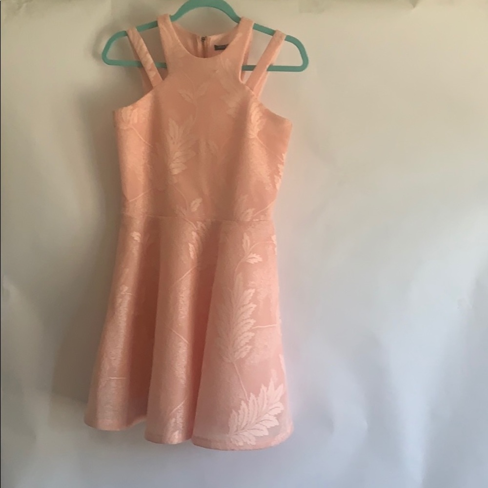 SUMMER 2020 DRESS COLLECTION- Pink detailing